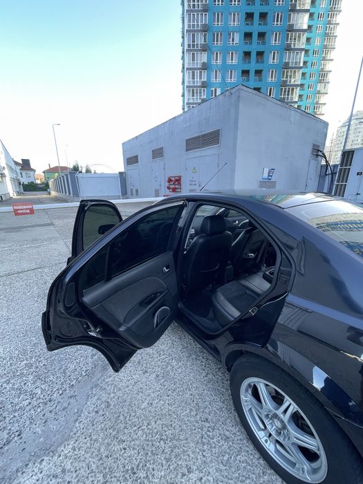 Продам форд мондео 2005 року