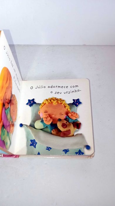 Livros da Coleção -  Dicionário por imagens dos Bebés