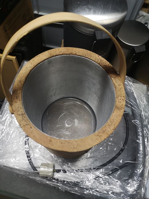 Frape em cortiça com asa