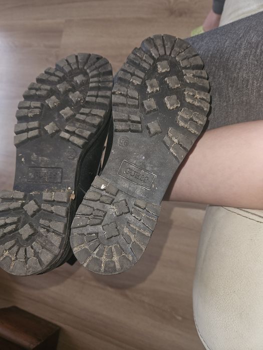 Buty Guess 36 dla dziewczynki ,nastolatki oryginalne