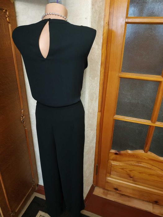 Стильний, красивий комбінезон,завужені брюки dorothy perkins 46 розмір