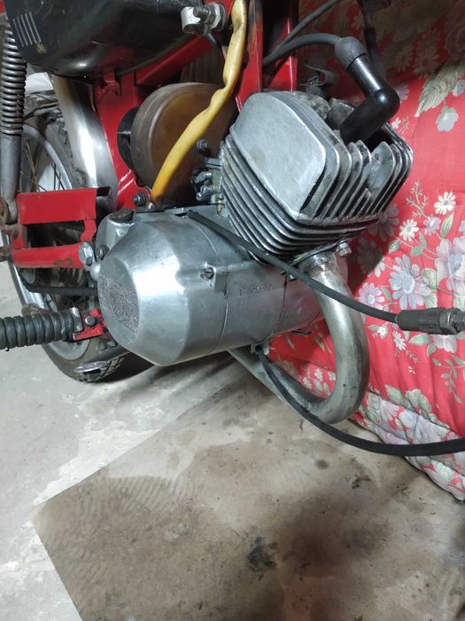 Мопед Карпати продам по запчастинам