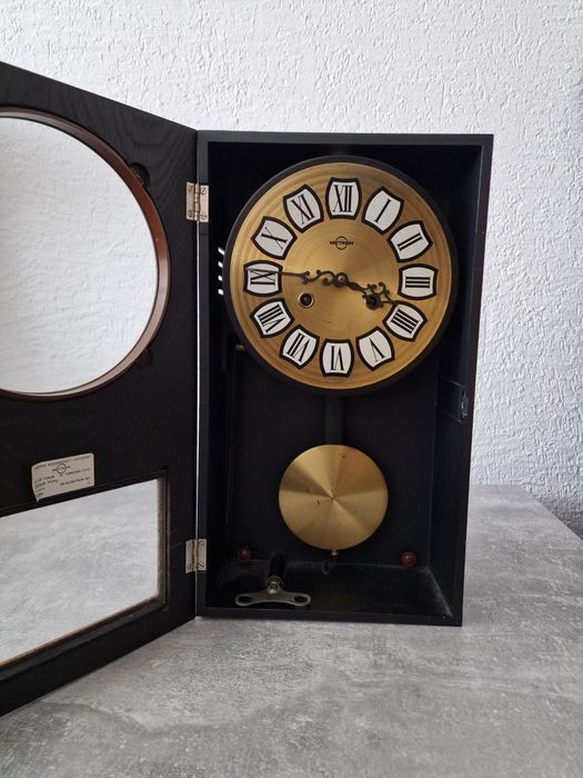 Zegar ścienny Metron