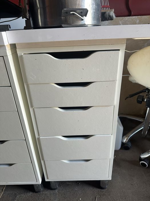 Biurko do pochlaniacza Afinia