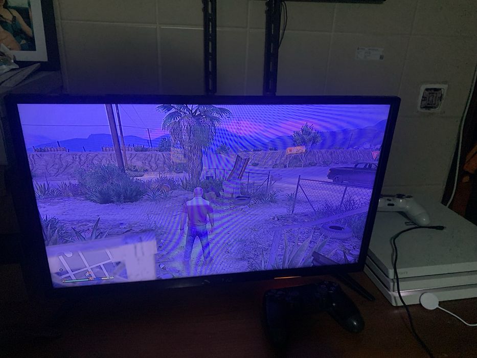 Vendo tv e ps4 pro com mil gb em pecavel