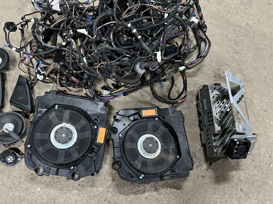 Naglosnienie Harman/kardon bmw f11 f10 glosniki wzmacniacz wiazka kpl