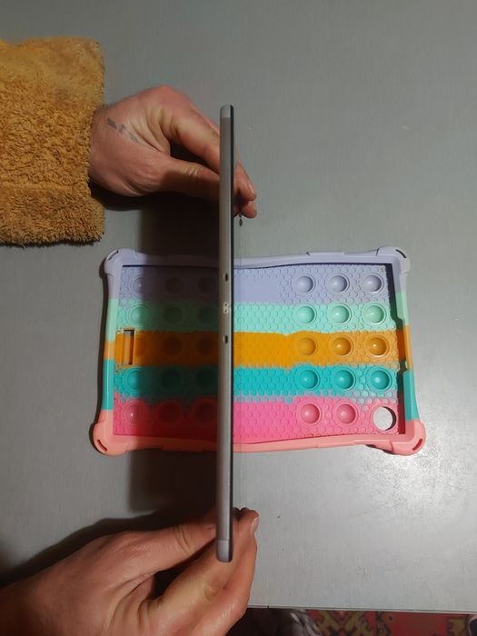 Планшет Lenovo Tab M10 FHD Plus (2nd Gen)без SIM