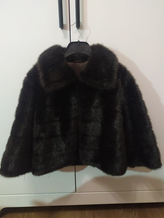 Меховое коричневое болеро