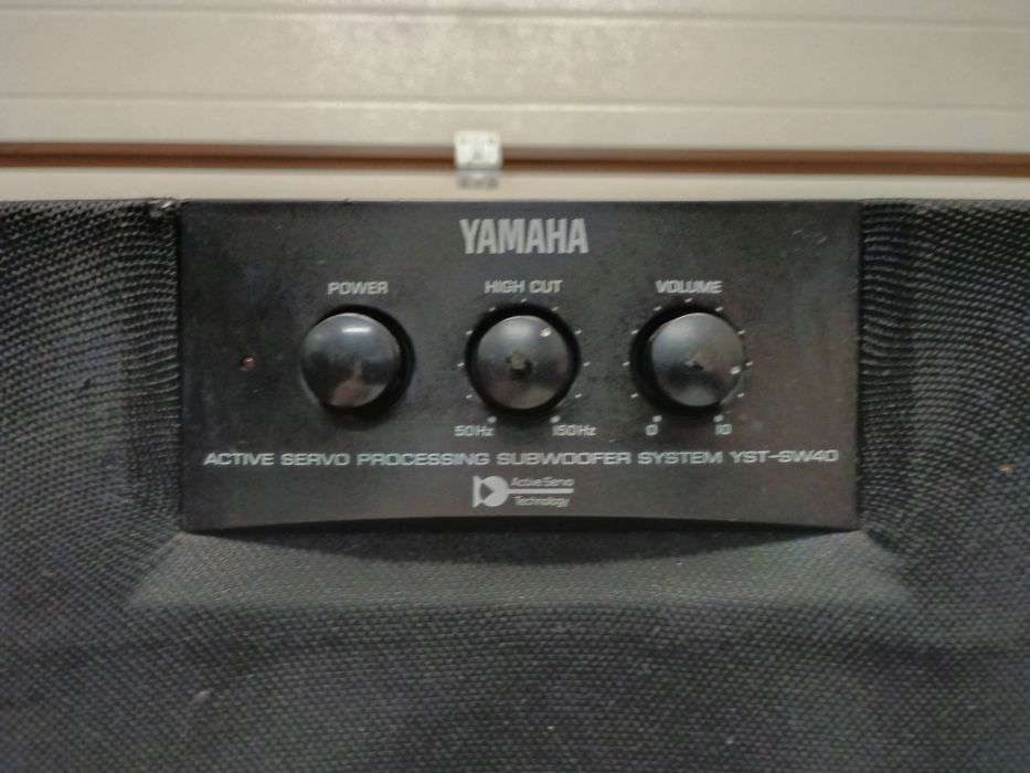 80Subwoofer aktywny YAMAHA YST-SW40