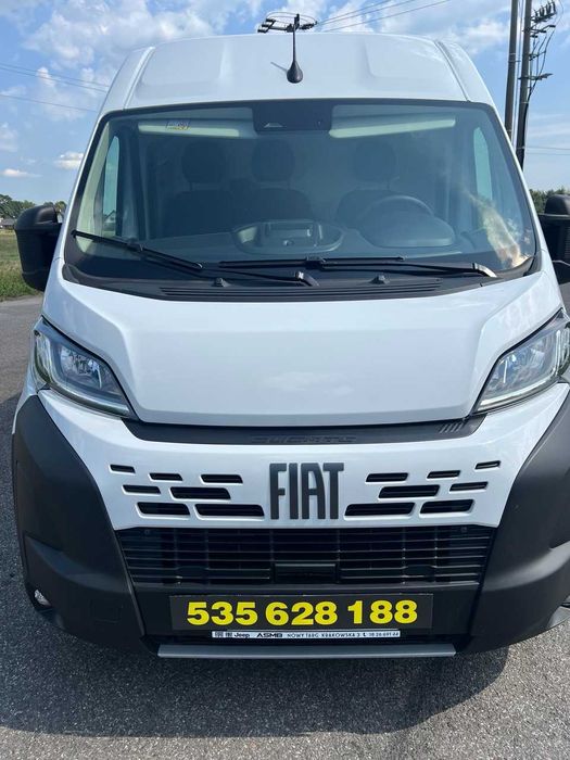 Wynajem FIAT DUCATO – bus / dostawczak / 3-osobowy / duża paka
