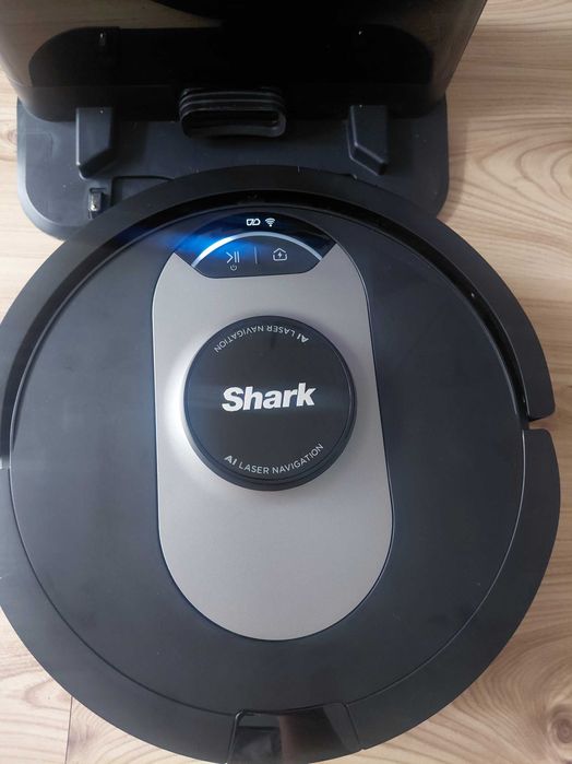 WYPRZEDAŻ Robot sprzątający ze stacją samo OPRÓŻNIANIA