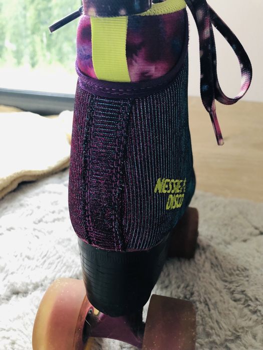 Błyszczące wrotki 37 NESSIE DISCO