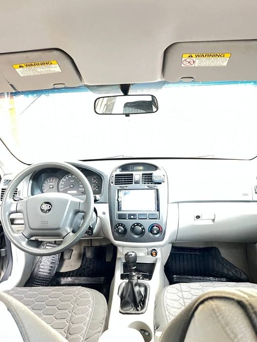 Продам машину kia