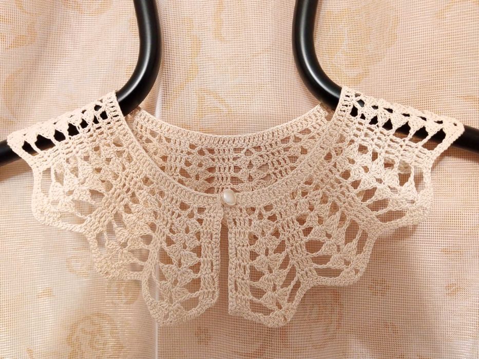 Kołnierzyk -  bawełna merceryzowana.