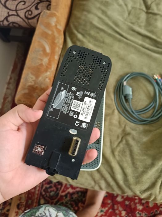 Xbox 360 + диски та жорсткий диск