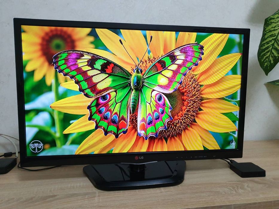 К продаже Smart TV. LG 32" диагональ.