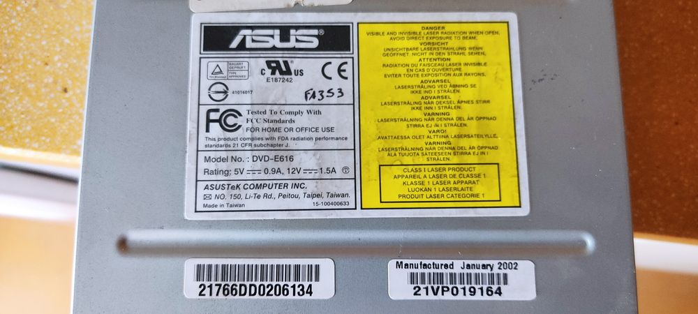 Leitores e gravadores de CD e DVD dual.layer Asus e LG64740939752707121