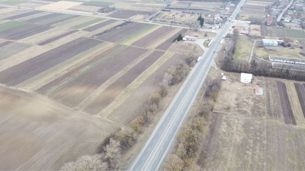 Продаж земельної ділянки в Пирогівцях