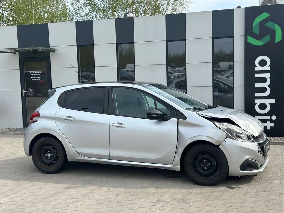 Peugeot 208 1.6BlueHDI 101KM 2015r. auto zarejestrowane i ubezpieczone w Polsce