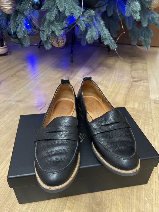 Шкіряні туфлі фірми Rylko