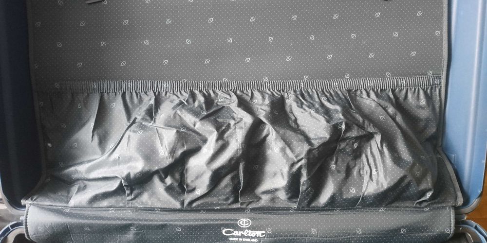 Чемодан книжка с кодовым замком