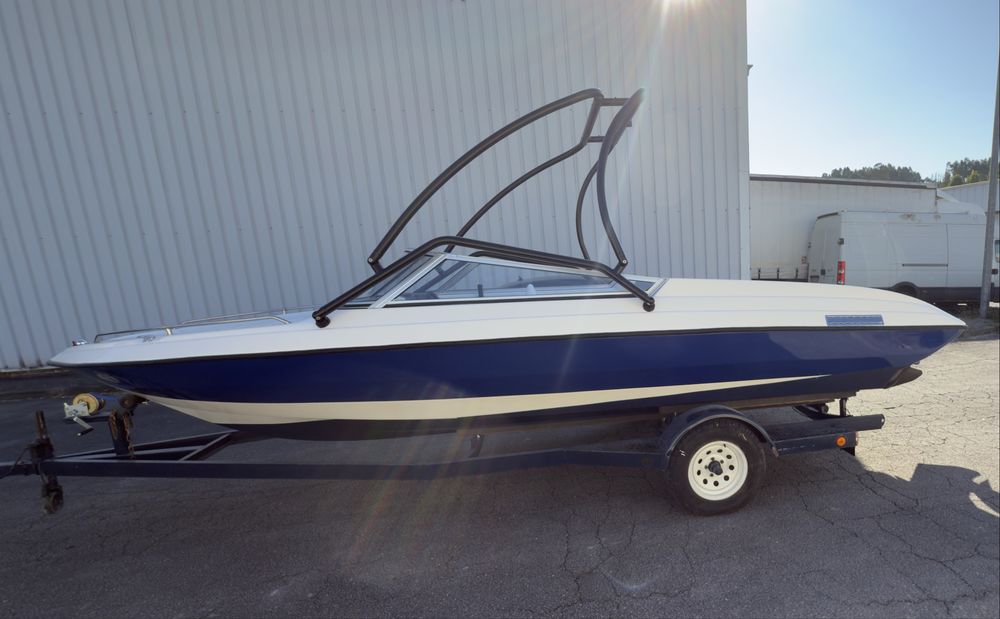 Barco manta ray 6.15m 4.3 V6