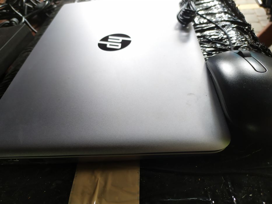 HP Folio 1020 ,Aluminium ,Core m ,  8Gb ram , SSD 128Gb , 11" FullHD, Win11