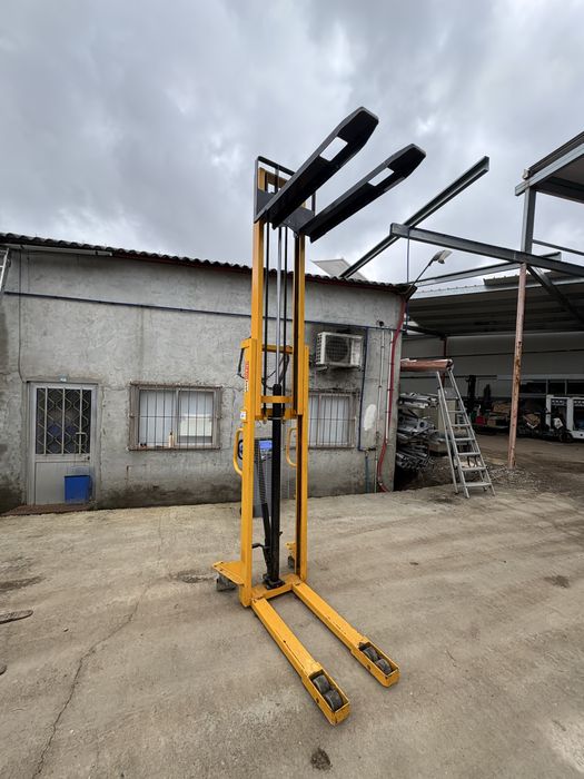 stacker manual 1000kg 2M