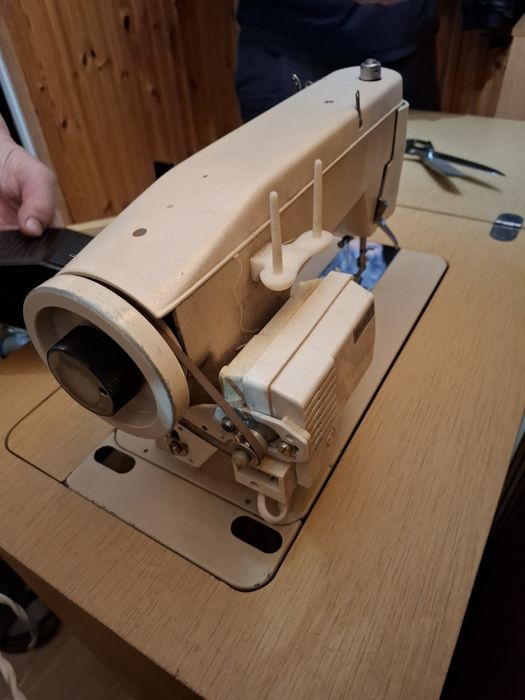 Maszyna do szycia Łucznik Steca N1. Komplet, zestaw