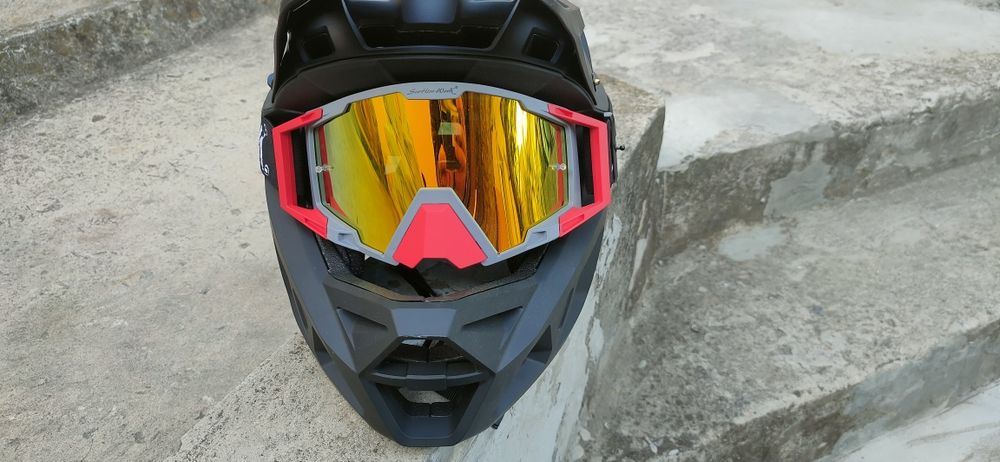 Продам шлем размер L