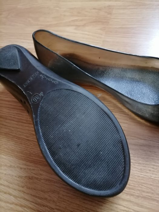 Balerinki Meliski czarne silikonowe serduszka roz. 36