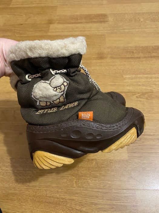 взуття на хлопчика 24-25 демар