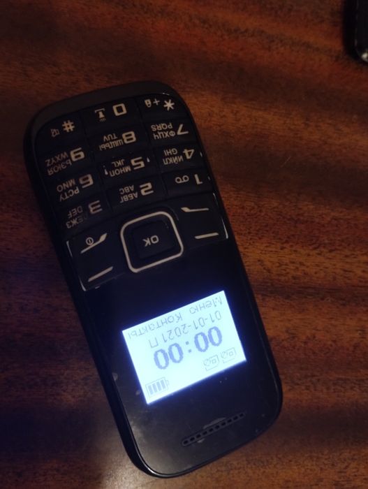 Телефон Nomi i144m на з/ч