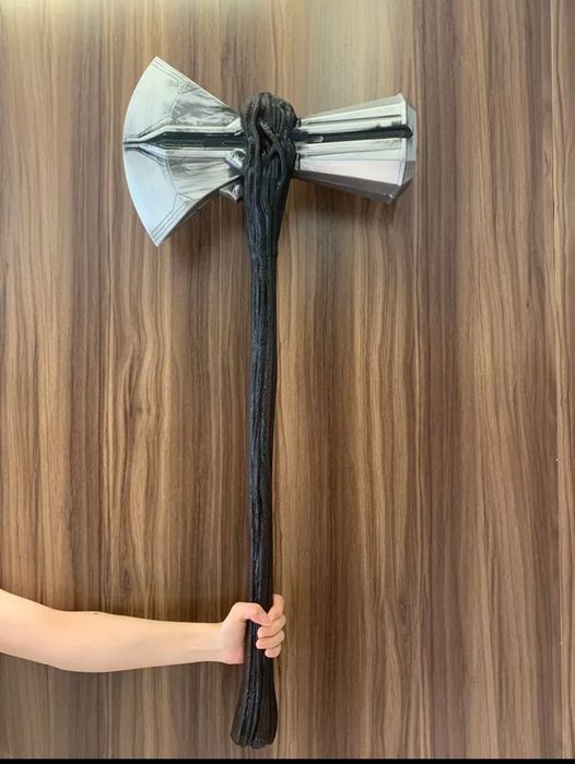 Martelo do Thor Stormbreaker Premium 1:1 Tamanho Real