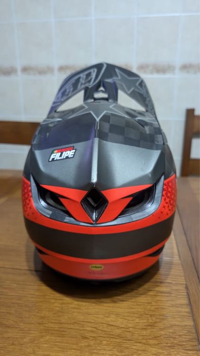Troy lee Designs D4 carbon