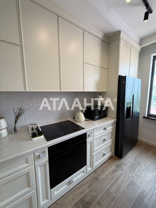 Предлагается к продаже 3 комнатная квартира на Фонтане в ЖК Лимнос !