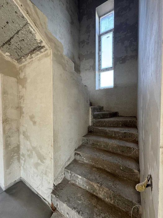 Якісний будинок з центральними комунікаціями, газ, 600 м до Києва