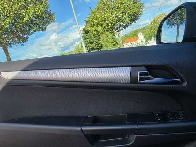 Opel Astra GTC 1.9 CDTI 150cv Ano 2010 OPC Line