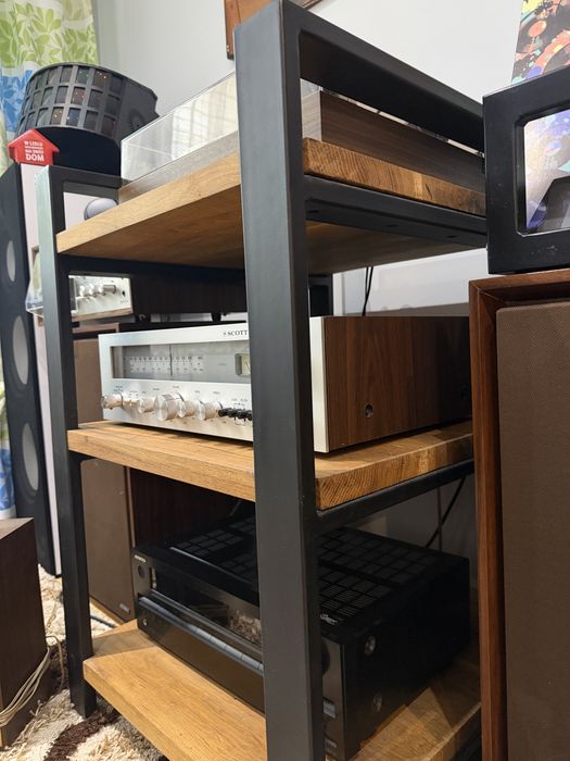 Stolik audiio  hifi robiony Dla siebie