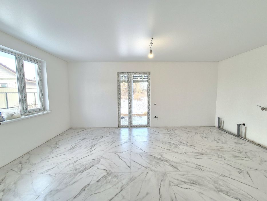 Новий будинок з ремонтом 2025 р вул. Корольова 100 кв.м 4 кімнати