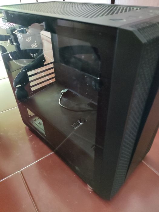 Caixa MATX marca Hummer Fusion S