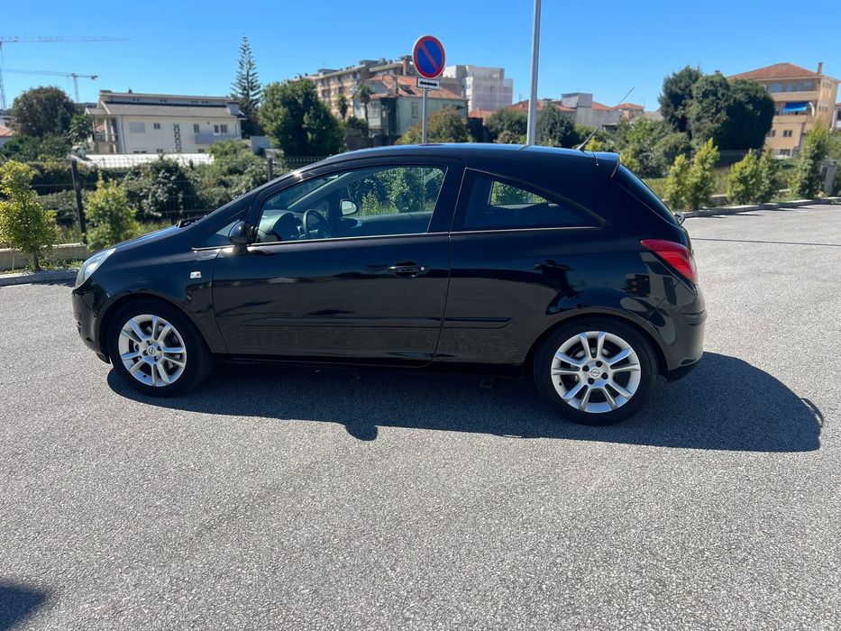 Opel Corsa Van - 2 lugares - Nacional