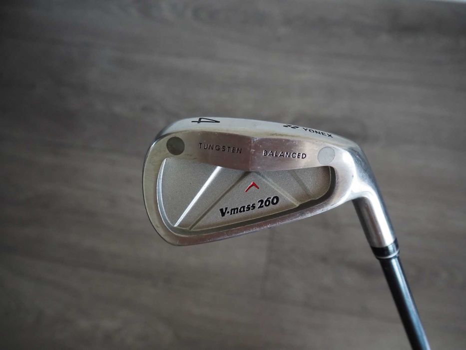 Kij do golfa YONEX V-mass 260 Iron 4 Regular