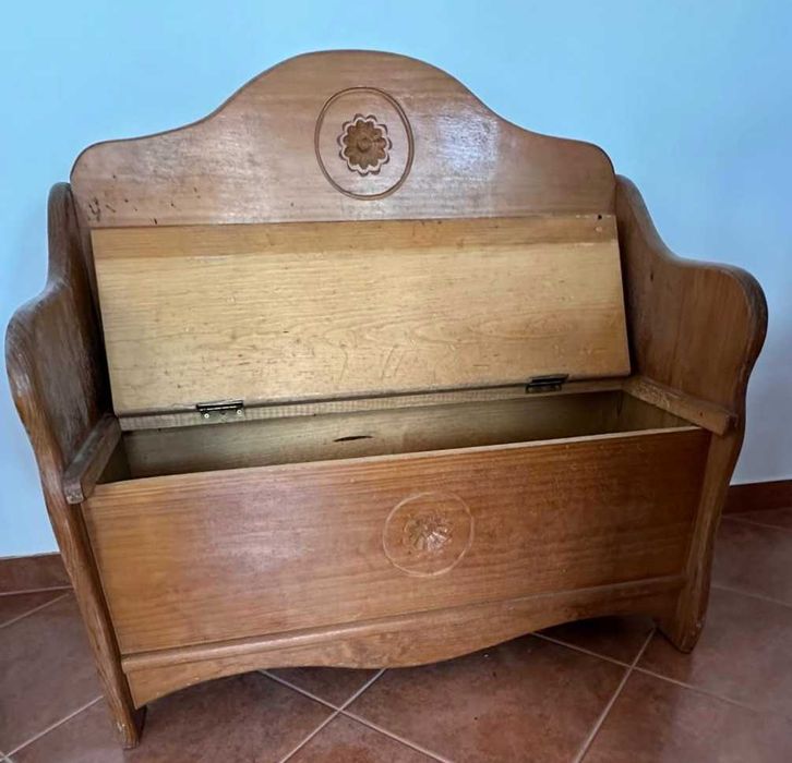 Móveis em bom estado