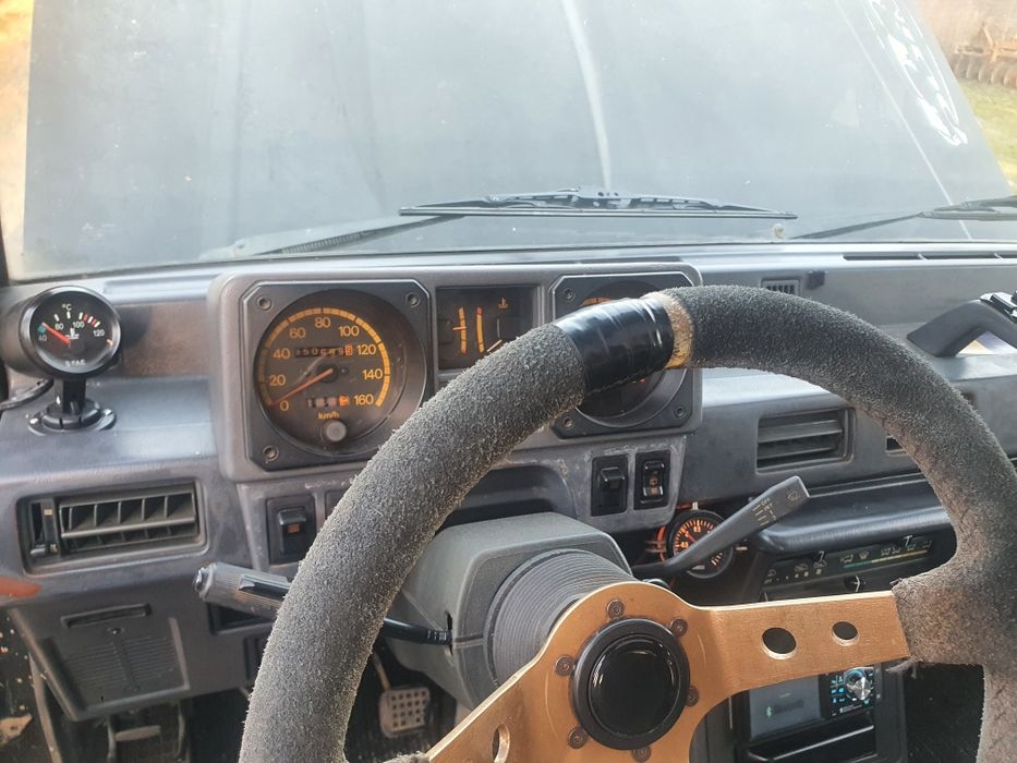 Mitsubishi Pajero 2500