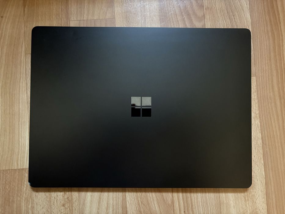 Microsoft Surface Laptop 3 13” / 8GB / 512GB