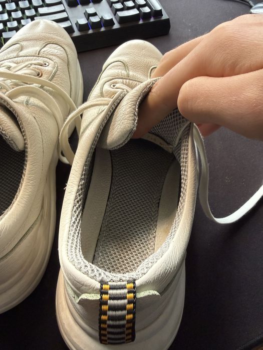 Białe skórzane sneakersy / półbuty – rozmiar 45