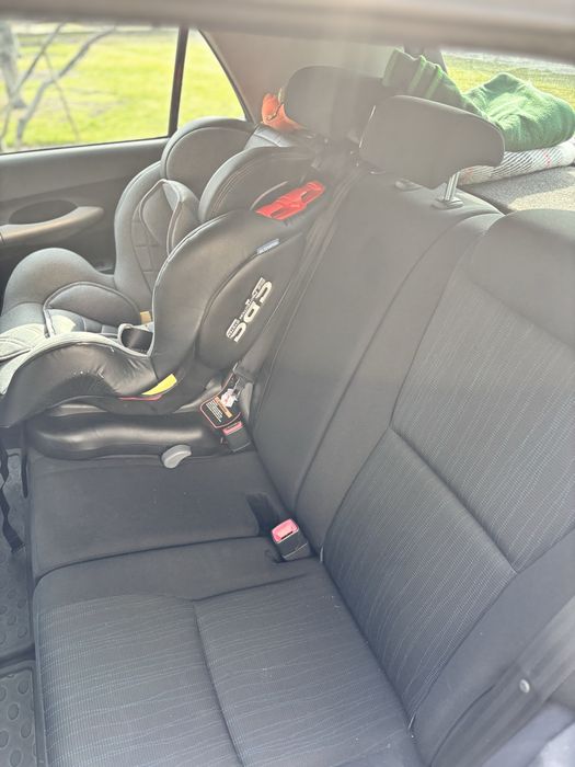 Продам машину Toyota