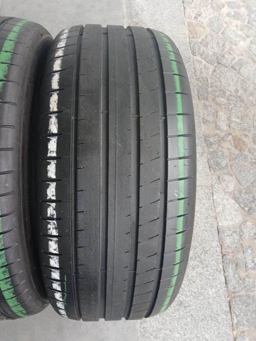 2 pneus 245 45 r18 Goodyear