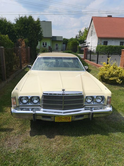 Chrysler Newport ( Dodge Buick Pontiac )